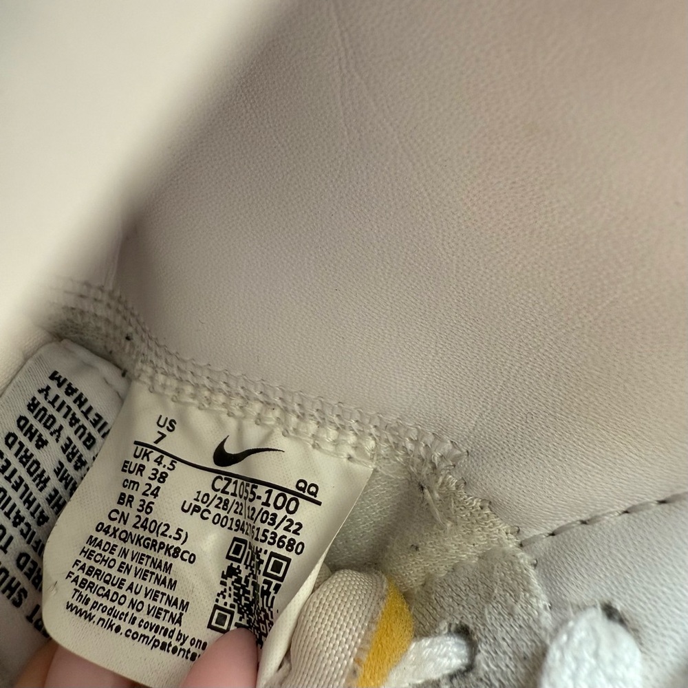 NIKE women high top sneakers size 7 US - Picture 6 of 6
